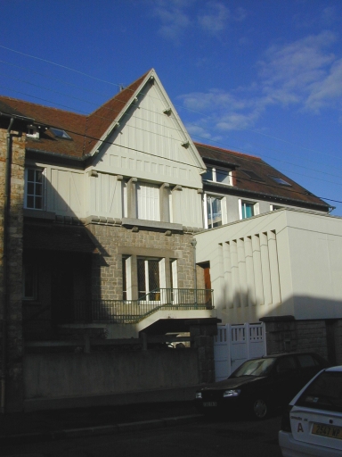 Ancienne maison des Servantes des Pauvres, actuellement foyer étudiant, 12 rue André-Désilles (Rennes)