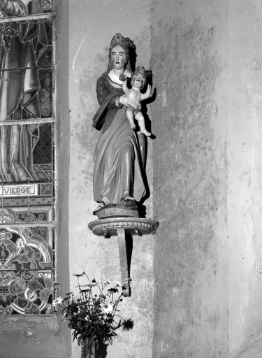 Statue 2 : Vierge à l'Enfant