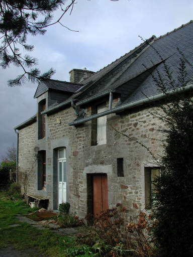 Ferme, le Chêne (Saint-Pierre-de-Plesguen fusionnée en Mesnil-Roc'h en 2019)