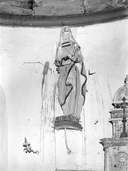 Statues (2, grandeur nature) : sainte Anne, saint Corneille, chapelle Sainte-Jeanne (Le Saint)