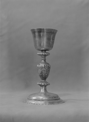 Calice, patène, église paroissiale Saint-Pierre (Plounévézel)