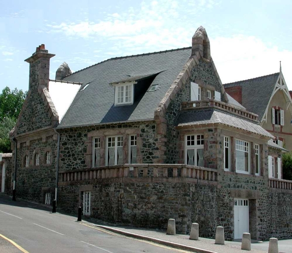 Maison dite Ti d'Anhéol, 2 rue de Piégu, le Val-André (Pléneuf-Val-André)