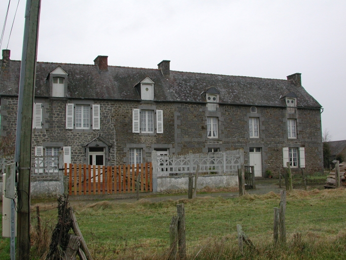 Ferme, actuellement maison, la Roche Blanche (Saint-Pierre-de-Plesguen fusionnée en Mesnil-Roc'h en 2019)