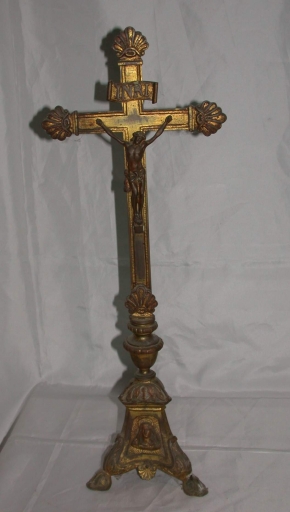 Croix d'autel 1