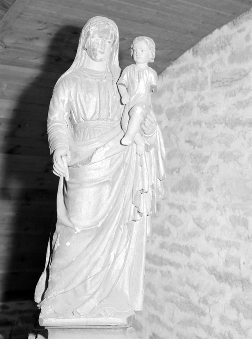 Statue (d'applique, petite nature) : Vierge à l'Enfant, église paroissiale Sainte-Marie-Madeleine (Meucon)