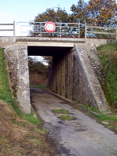 Pont de la voie ferrée de Lison à Lamballe