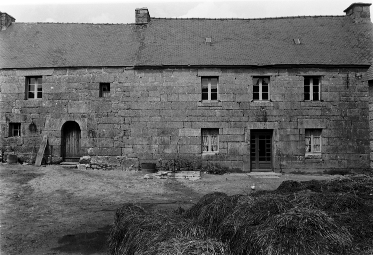 Maison, Saint-Cognan (Saint-Nicodème)