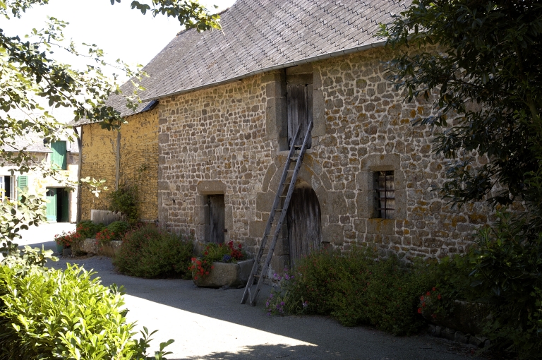Ferme, les Courcières (Romazy)