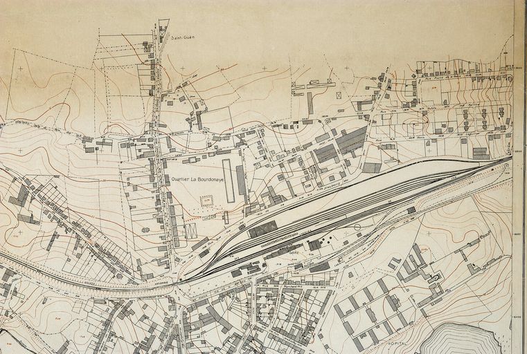 Entrepôt commercial dit Société Générale des Huiles de Pétrole, 37 rue du 65e R.I. (Vannes)